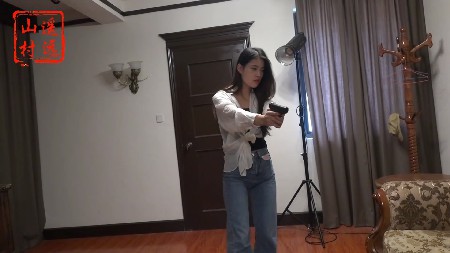 q54j2ss3cy3.jpg