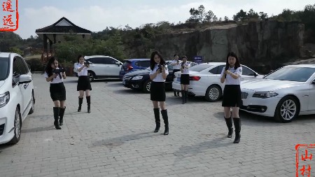 at2f4t4tnzb.jpg
