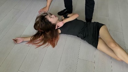 akc2ux2kbwo.jpg