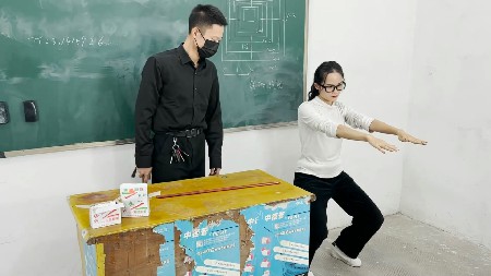 g3ckwl04fh3.jpg