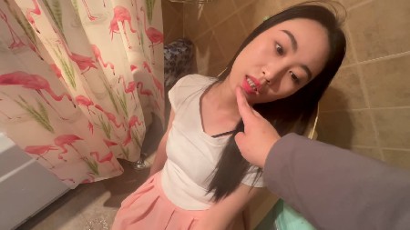 201813vvsisk64julz9g4f.jpg